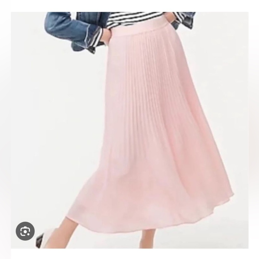 J CREW Size 00 pleated pink pleated skirt